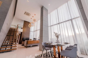 Duplex Pool Access 2brs Patong